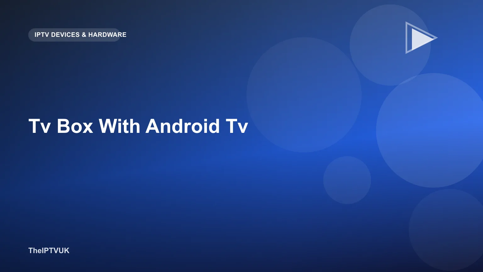 TV Box mit Android TV Betriebssystem neben einer Fernbedienung